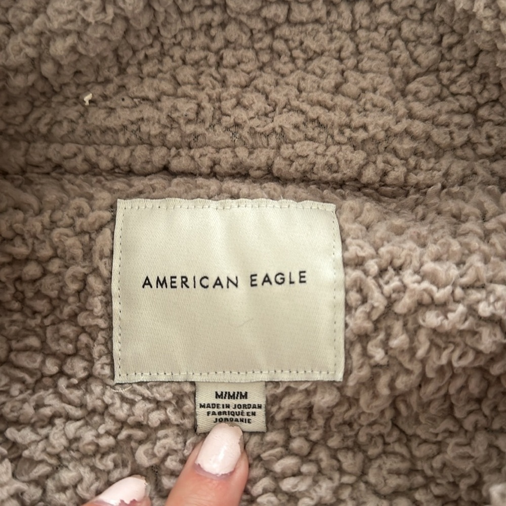 American Eagle fuzzy Sherpa quarter zip women’s size medium fits big. - Picture 2 of 3